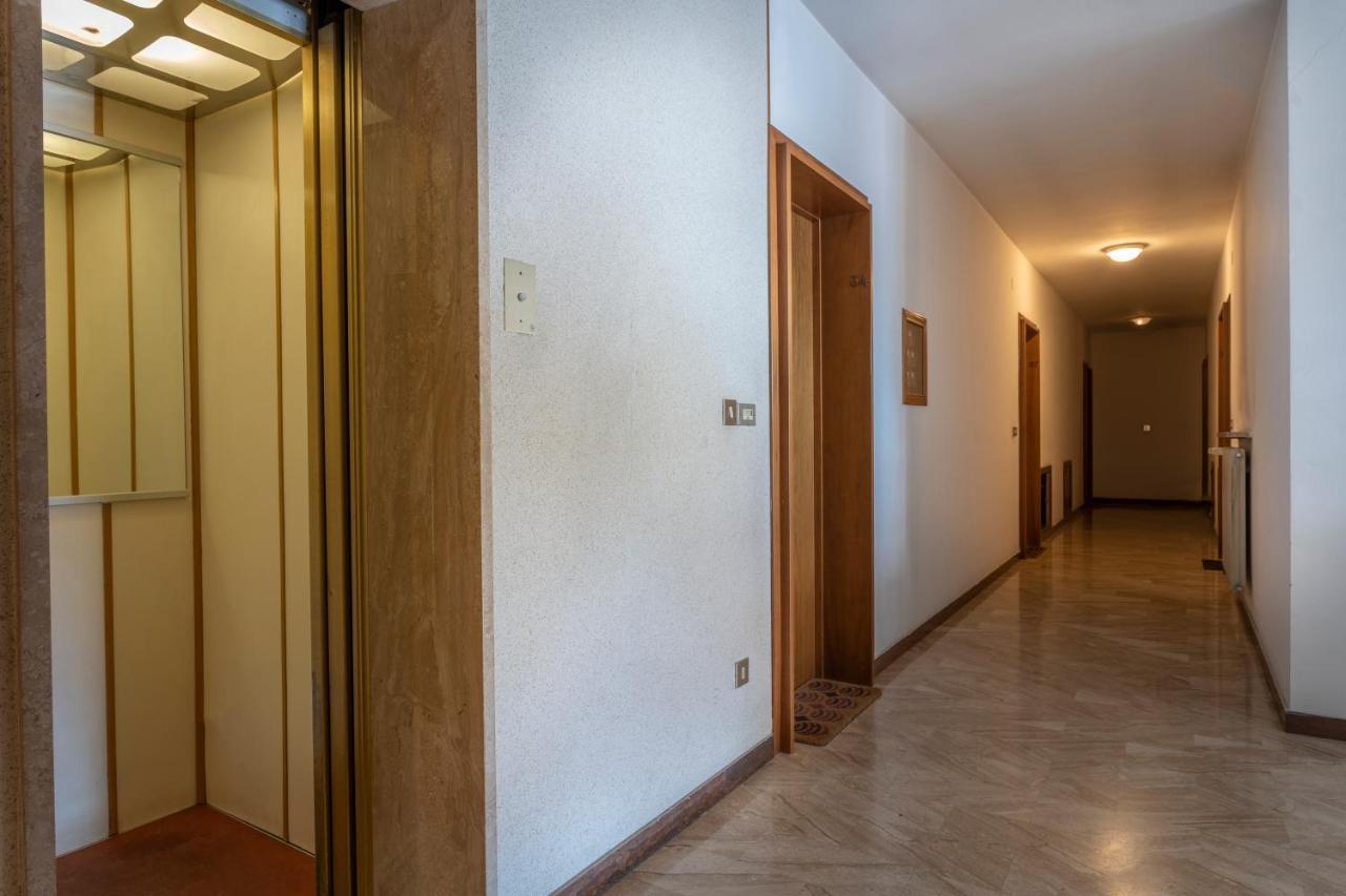 شقة Rododendro - Ciclovia Alpe Adria Apt With Terrace تارفيسيو المظهر الخارجي الصورة